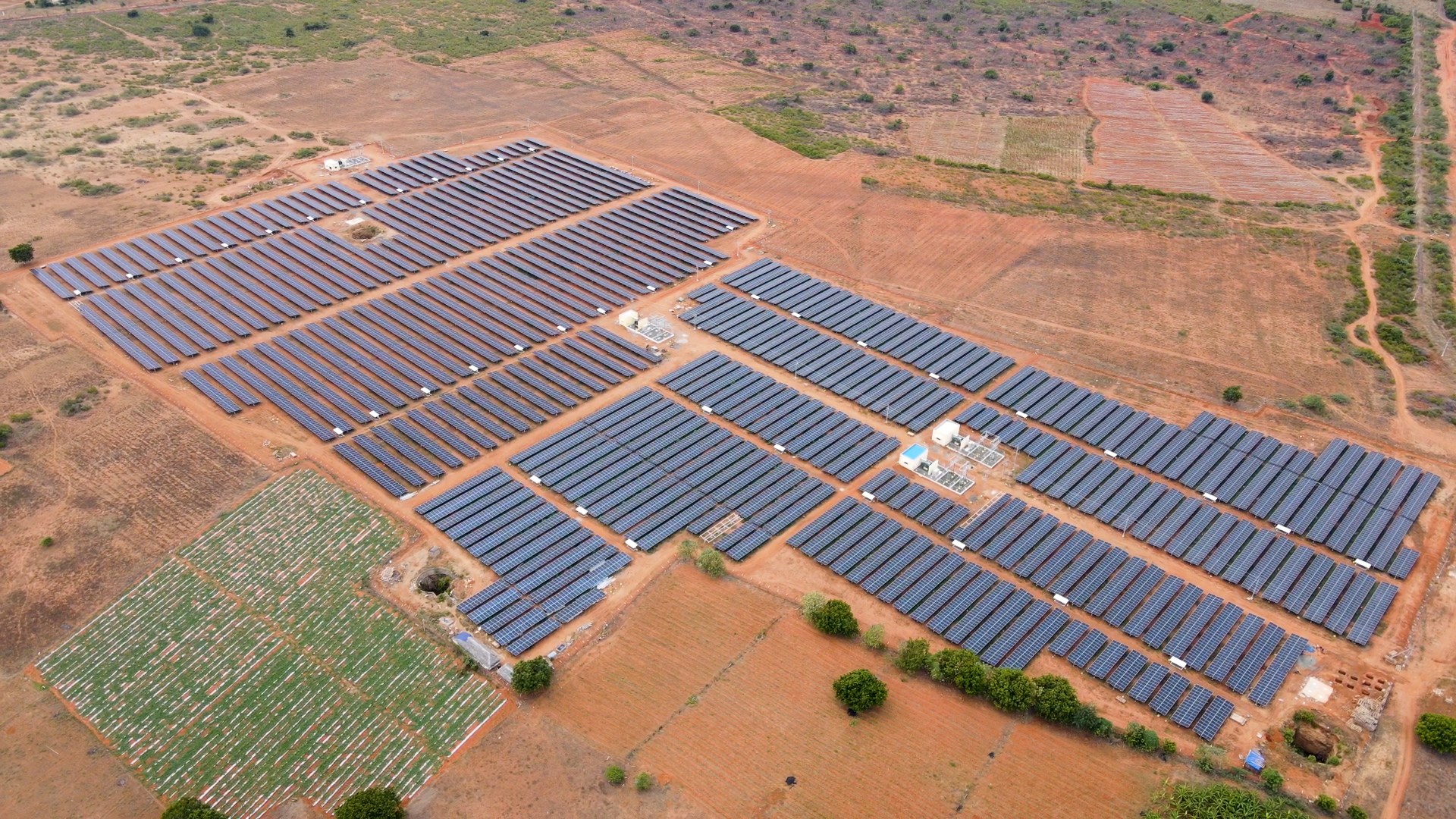 Solar installation at Arasanur